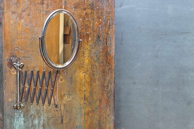 Viktorianische Industriezeitalter Oval Bronze getönten Schere Akkordeon Wandhalterung Spiegel (Beschichtet) im Angebot