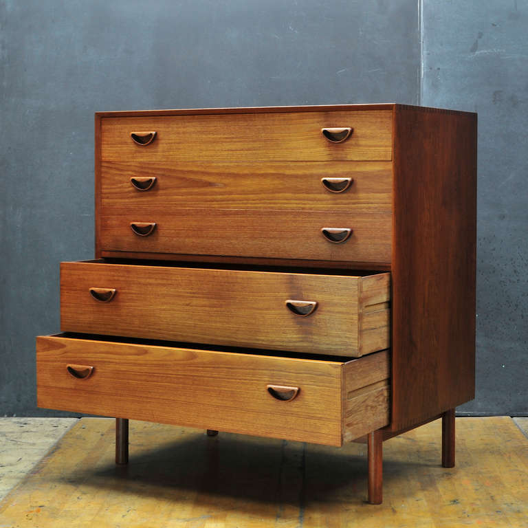 Peter Hvidt & Orla Molgaard-Nielsen Danish Teak Dressers In Excellent Condition In Hyattsville, MD