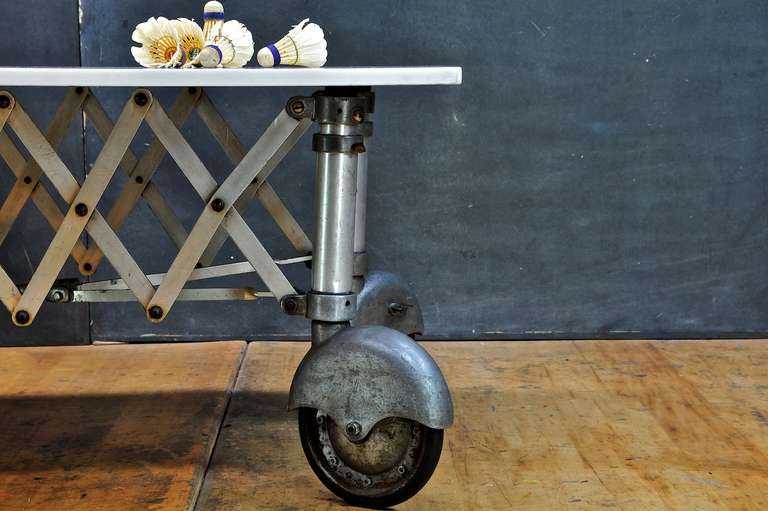 Modern50 Assemblage Vitrolite Glass Coffee Table on Wheels Vintage Industrial In Distressed Condition For Sale In Hyattsville, MD