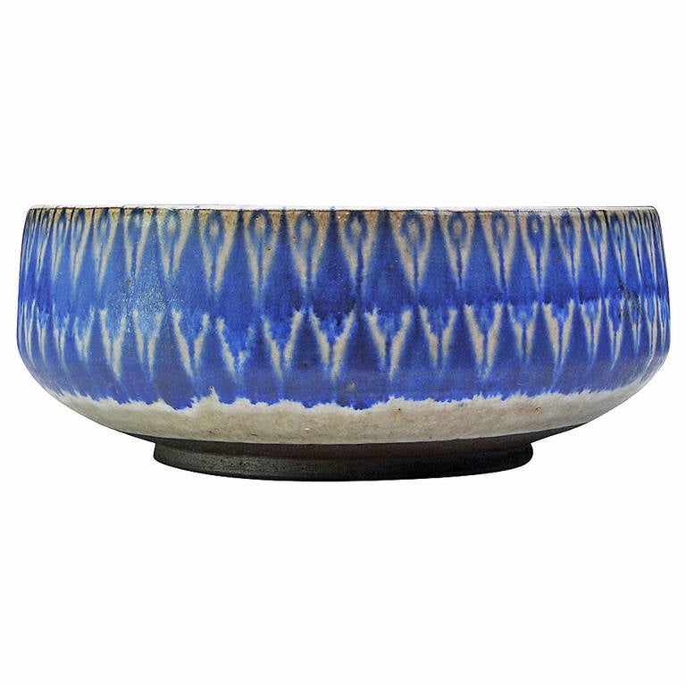 MidCentury Large Peacock Bowl by Thomas Toft Danish Studio Pottery