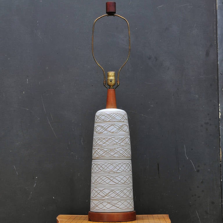 1960s Gordon+Jane Martz Model Nº85-51-1 Ceramic Pottery Lamp Marshall Studios