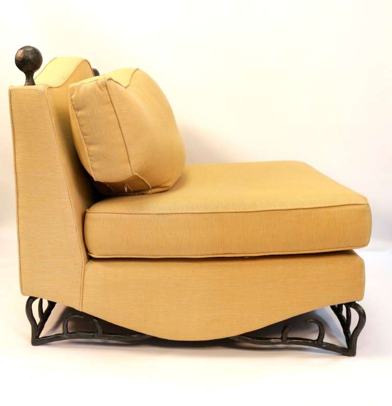 Pair of 1970's Marquise Armchairs by Maurice Garnier In Good Condition In Saint-Ouen, FR