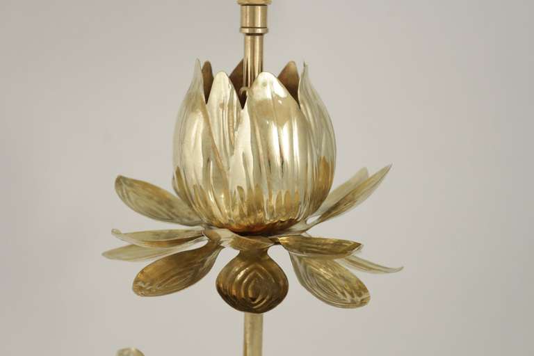 French 1960s Lily Pad and Snail Brass Table Lamp