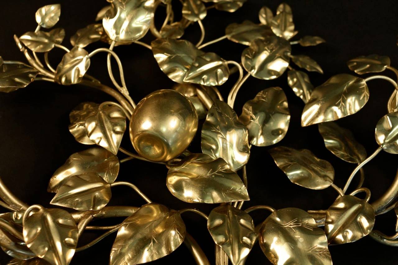 Large 1960s bronze sconce 'The Eden Garden Tree' by Maison Honoré.
Composition of branches of foliage and 'forbidden' fruits. 
Five lighted arms.

   