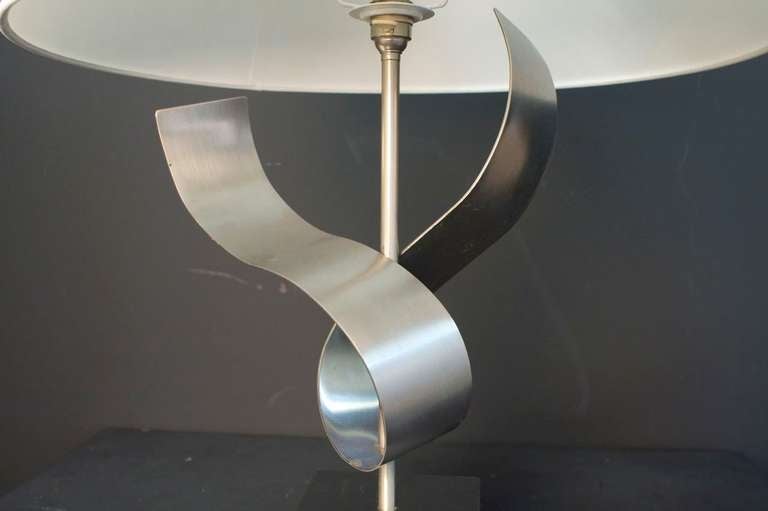 Metal 1970s Sculpture Table Lamp by François Monnet