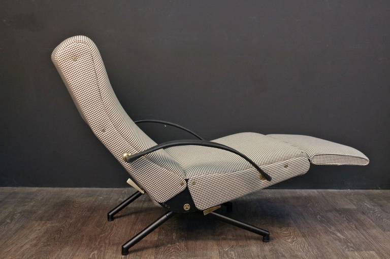 1950s Osvaldo Borsani Relaxing System Armchair 1
