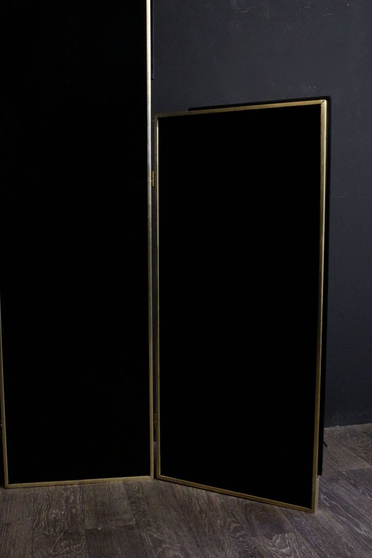 1970s Asymmetrical Screen in Black Lacquer by Maison Roche In Good Condition In Saint-Ouen, FR