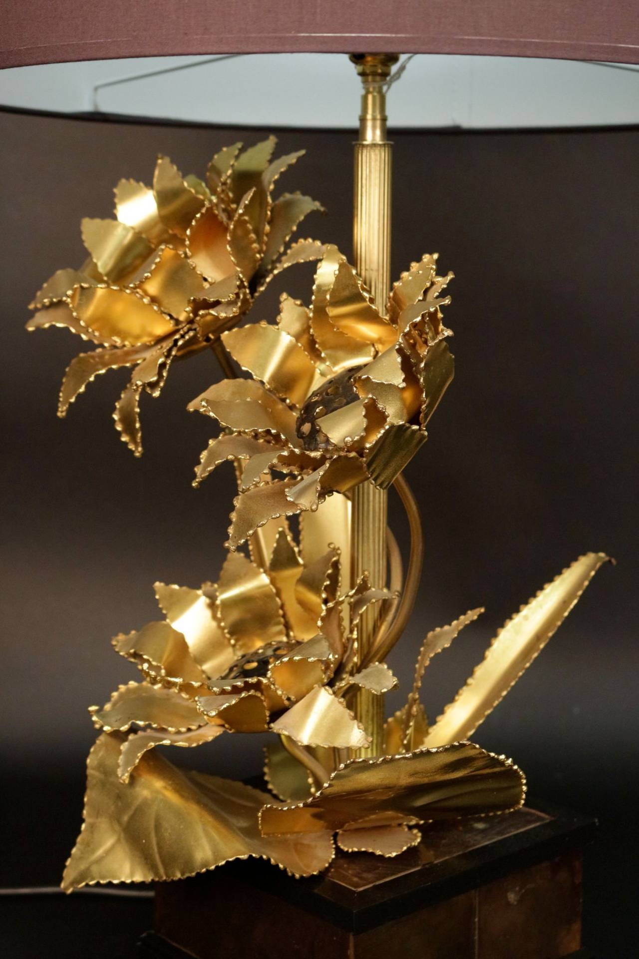 1960s 'Sunflower' Brass Table Lamp by Maison FlorArt In Good Condition In Saint-Ouen, FR