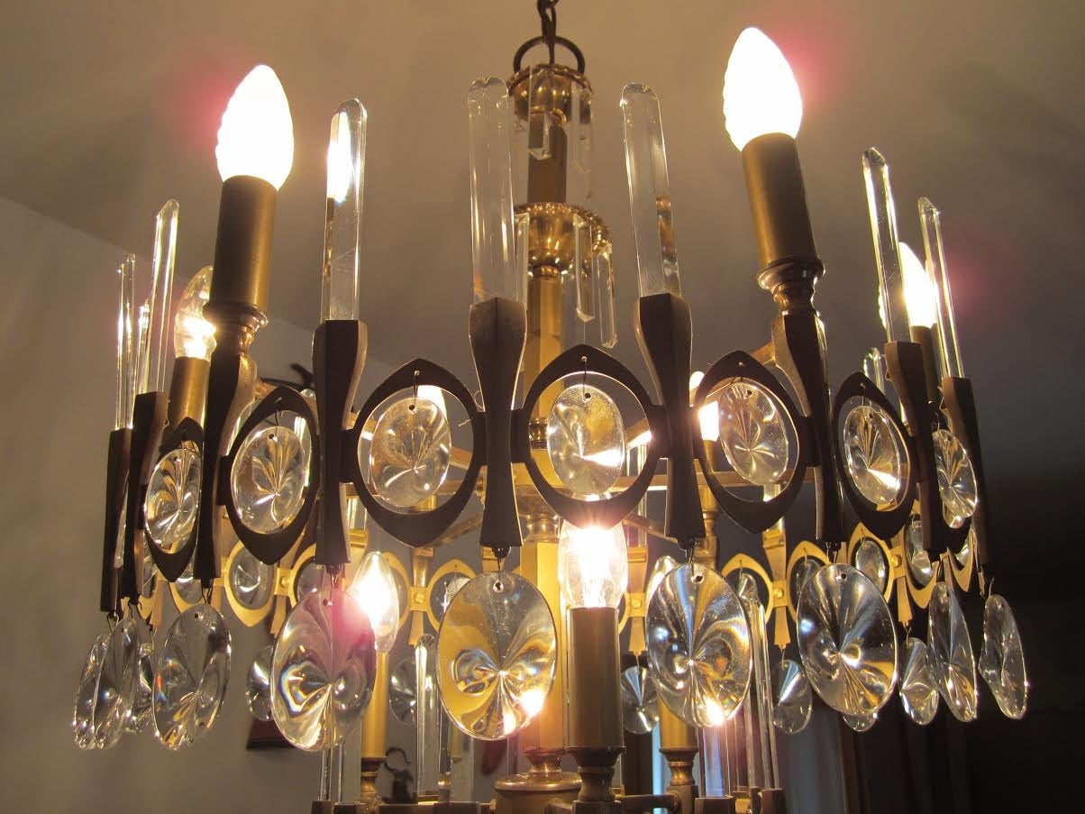 Pair of Gaetano Sciolari Chandeliers, 1970 In Good Condition In Rome, IT