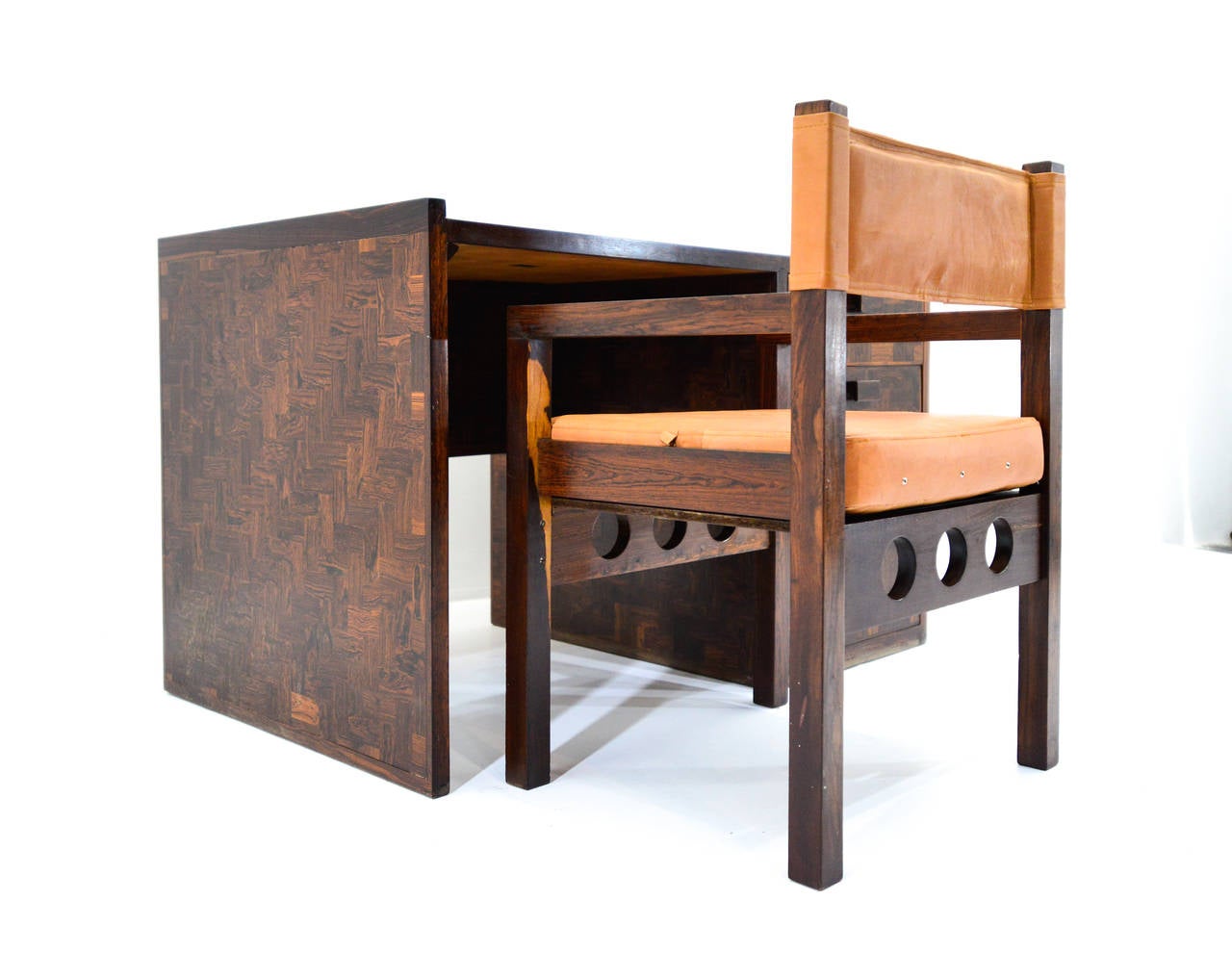 Don Shoemaker Desk And Chair