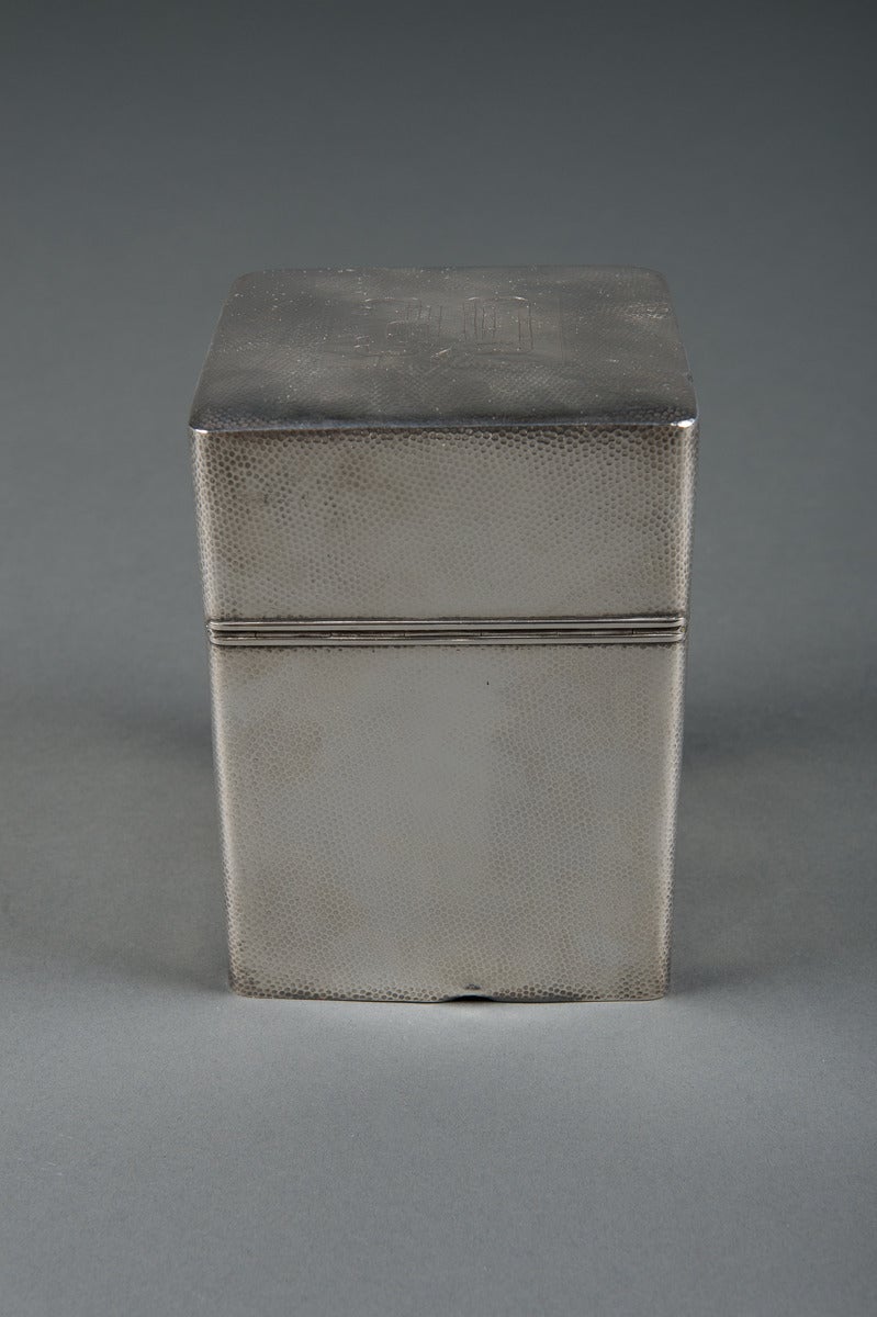 American Made Sterling Silver 950 Hammered Cigar Humidor Box In Good Condition In Los Angeles, CA