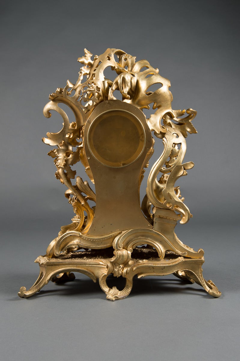 Französische vergoldete Bronze-Figurenuhr. 2