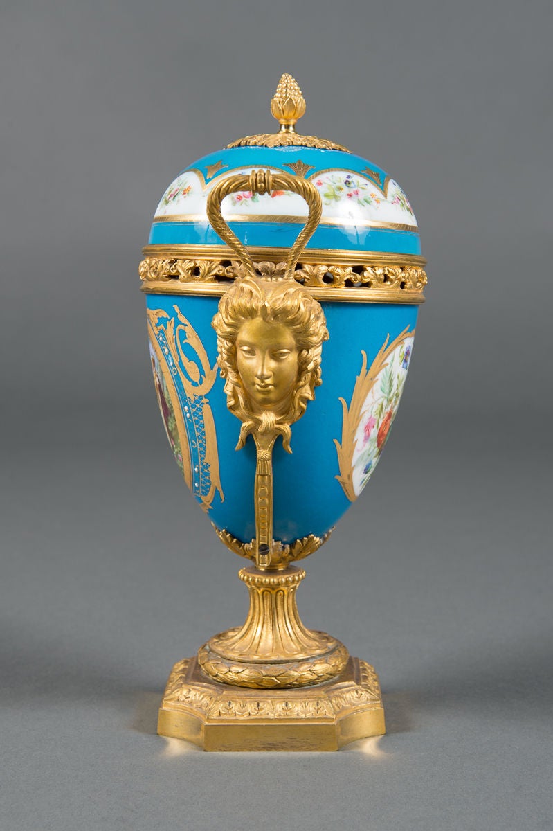 Pair of 19th Century French Gilt Bronze-Mounted Turquoise Ground Painted Vases For Sale 1