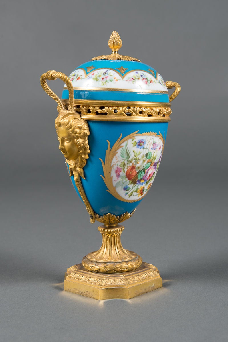 Pair of 19th Century French Gilt Bronze-Mounted Turquoise Ground Painted Vases In Excellent Condition For Sale In Los Angeles, CA