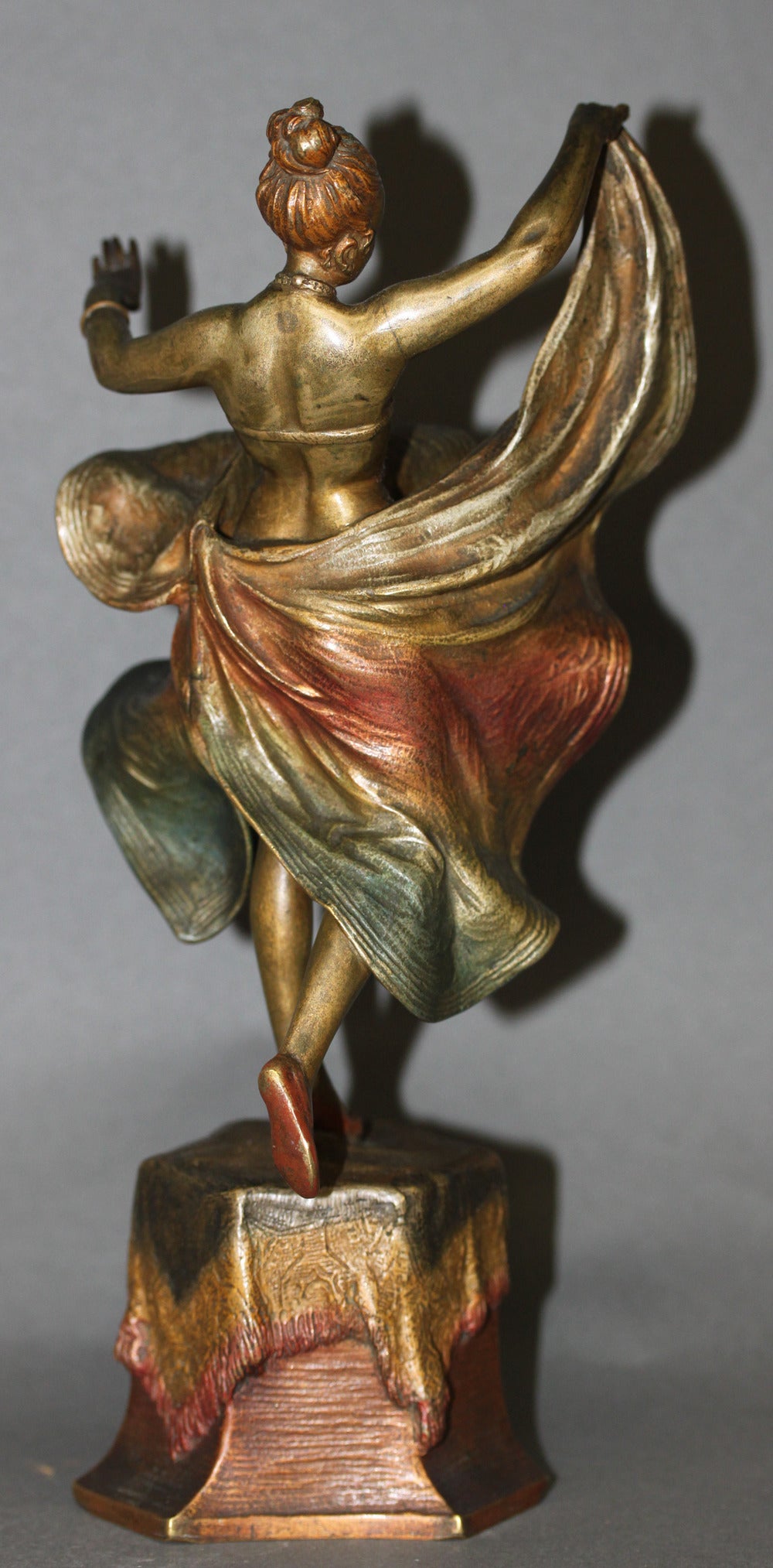 Mechanical Vienna Bronze Cold Painted Figure of a Belly Dancer by Bruno Zach In Excellent Condition In Los Angeles, CA