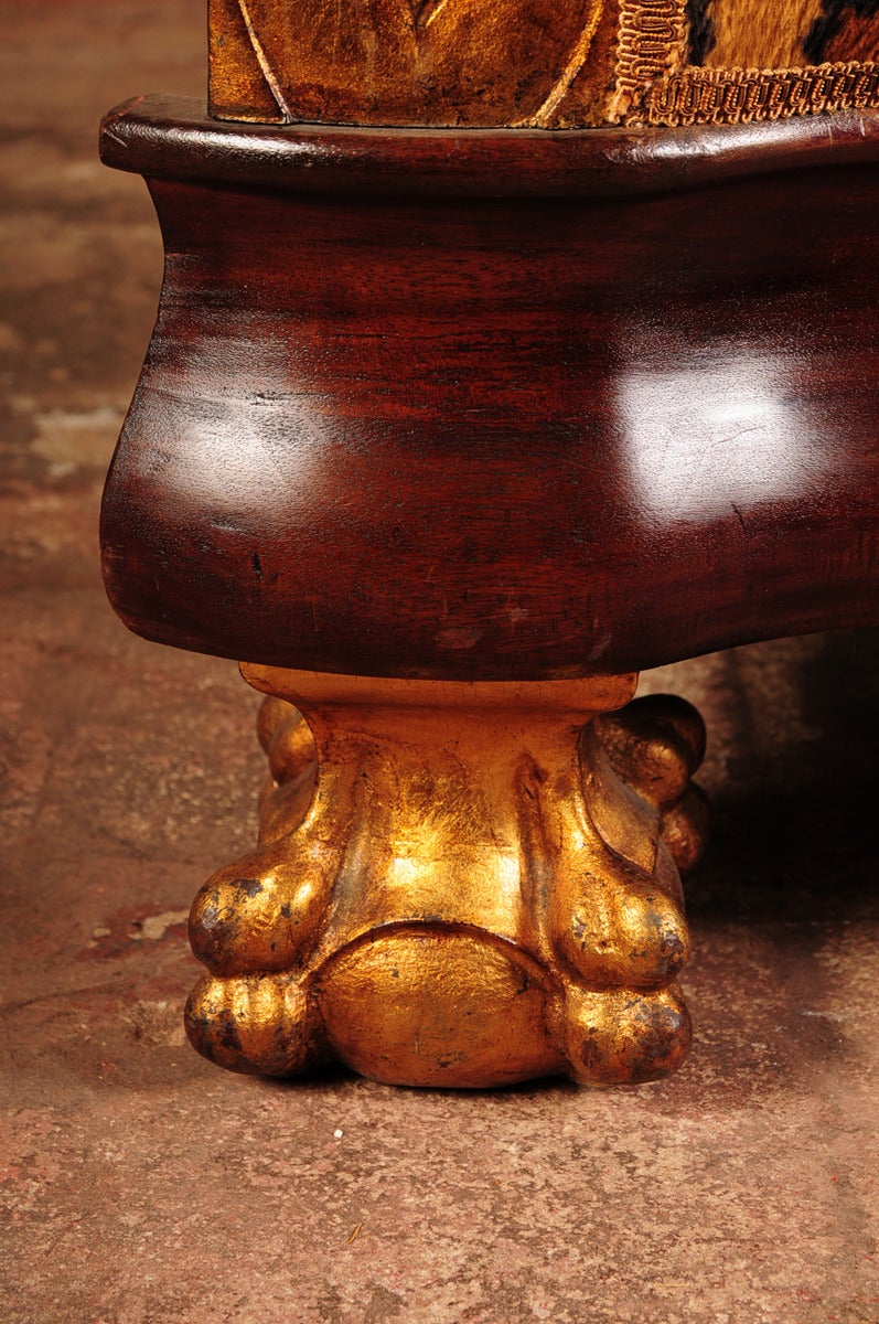 American Carved Mahogany Chair with Gilt Parcels and Leopard Upholstery, 1830 4