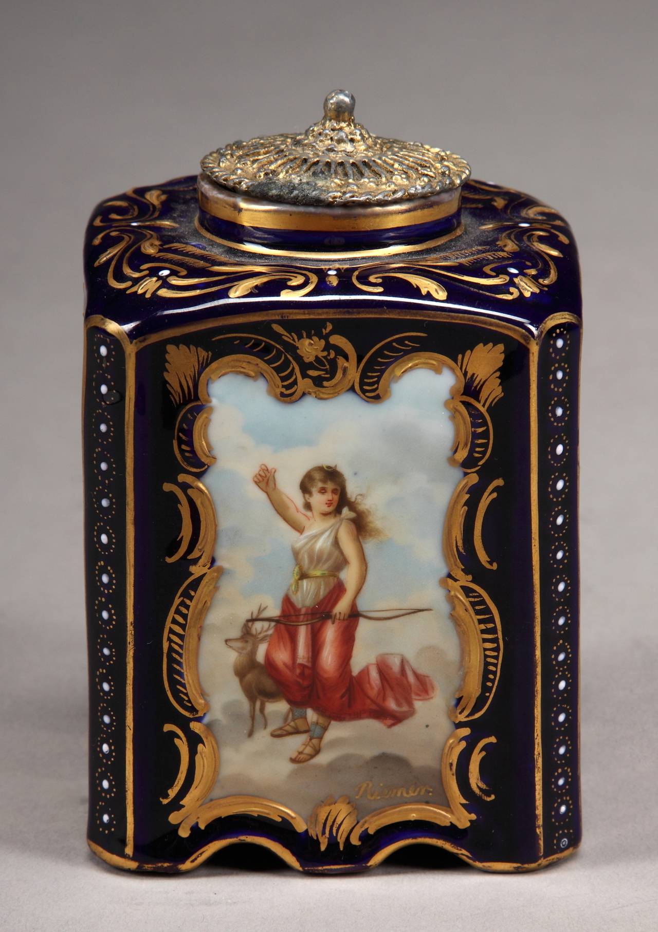 Austrian Royal Vienna Style Hand-Painted Lidded Jar of Diana the Huntress For Sale 1