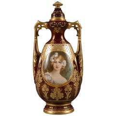 Austrian Royal Vienna Porcelain Jeweled Iridescent Portrait Vase, Circa 1900 10