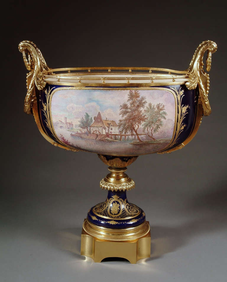Monumental 19th century French Sevres Style Centerpiece In Good Condition For Sale In Los Angeles, CA