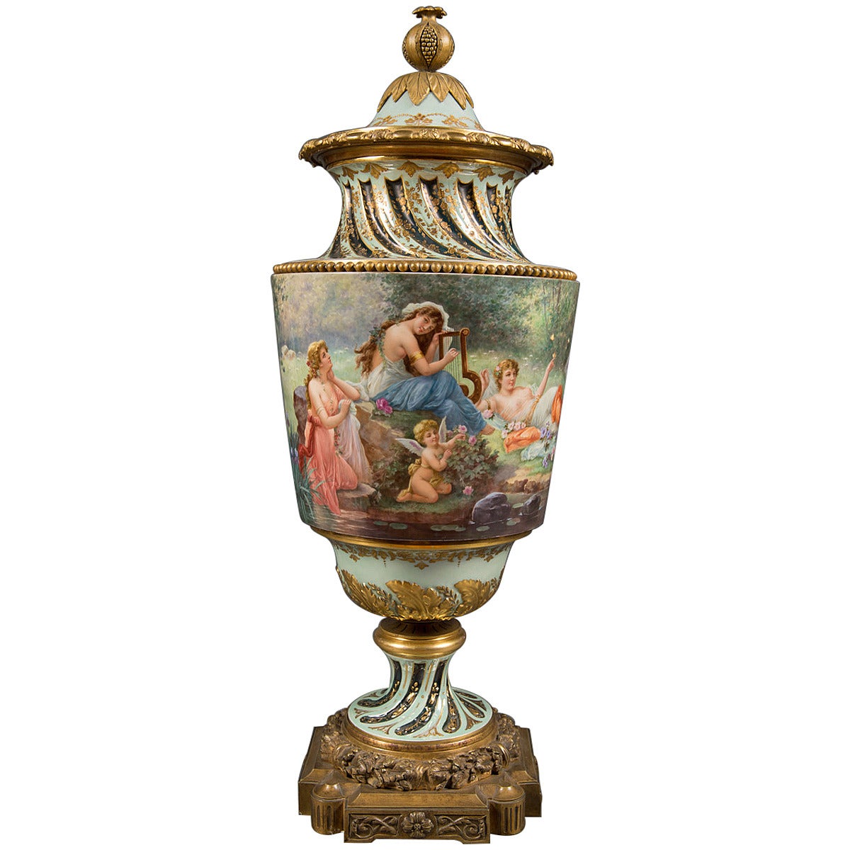 Grand vase royal autrichien de Vienne monté sur bronze et recouvert, vers 1890