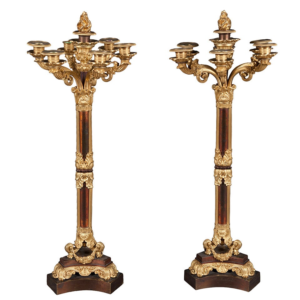 Paar französische, vergoldete Bronzekandelaber im Louis-XVI.-Stil des 19. Jahrhunderts