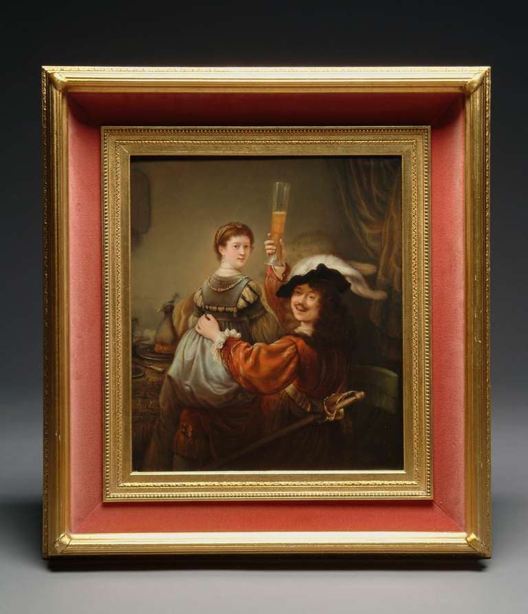Una bella targa rettangolare in porcellana K.P.M raffigurante Rembrandt & Saskia.

Nella scena del figliol prodigo nella taverna, dopo un dipinto dell'artista. 

Impresso 