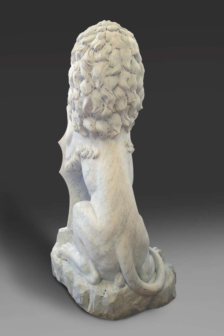 Pair of Lifesize antique marble lions after Joseph Gott For Sale 1