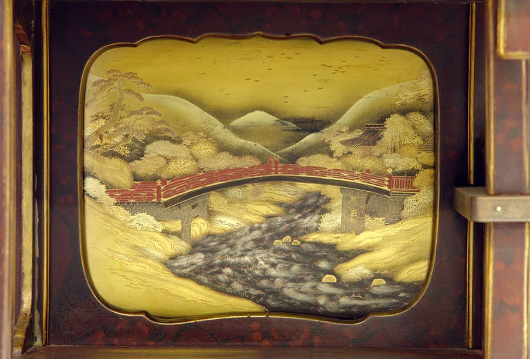 19th Century Japanese Lacquered Display Cabinet (shodana)