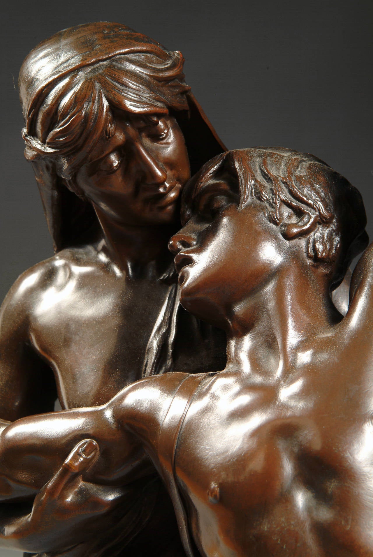 Scultura in bronzo patinato francese del XIX secolo intitolata 