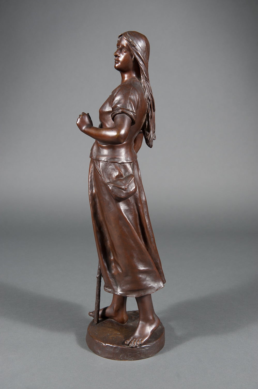 19th C. French Patinated Bronze of a Standing Peasant Women after Eug Marioton For Sale 5
