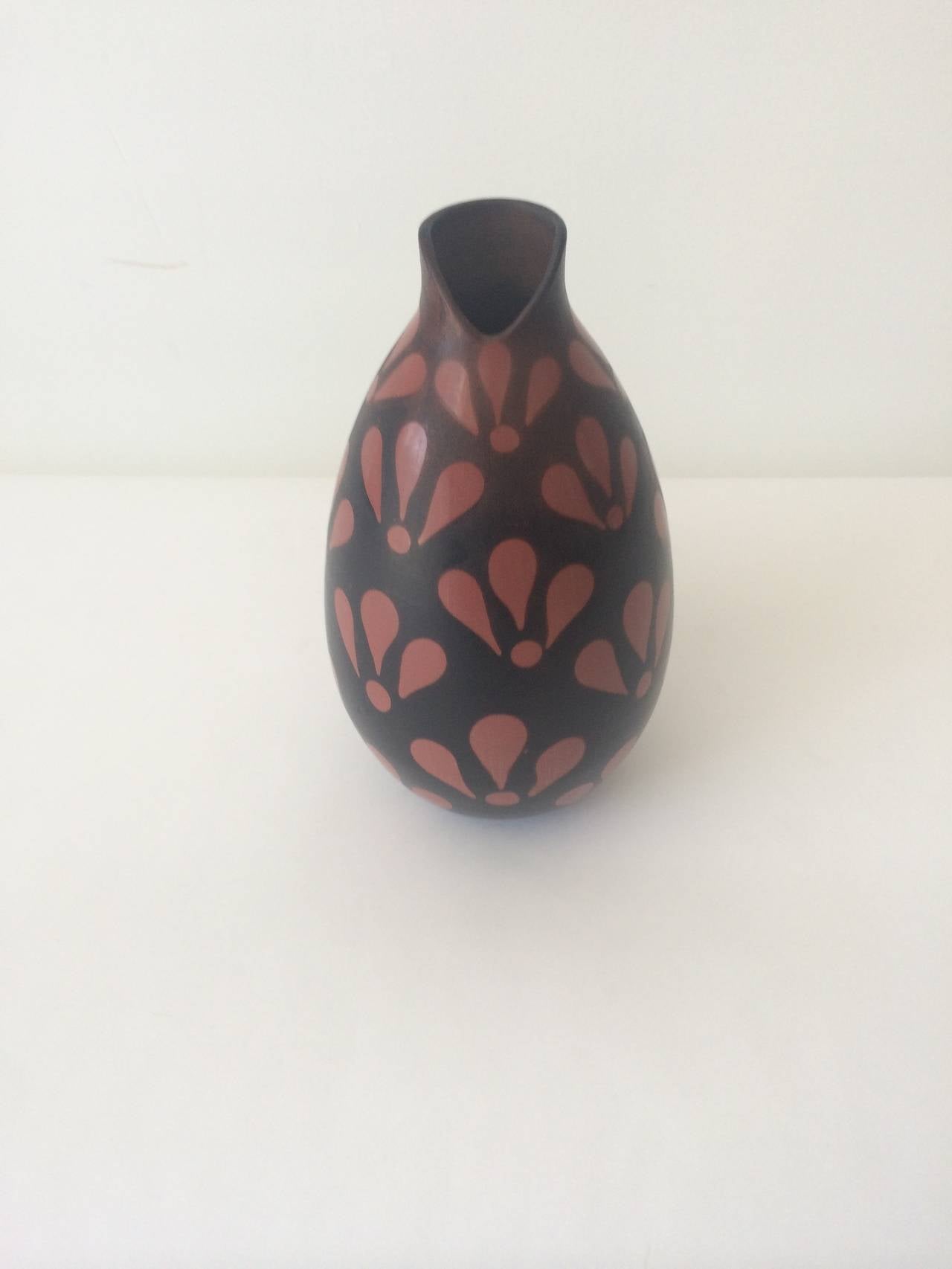 peruvian ceramic vases