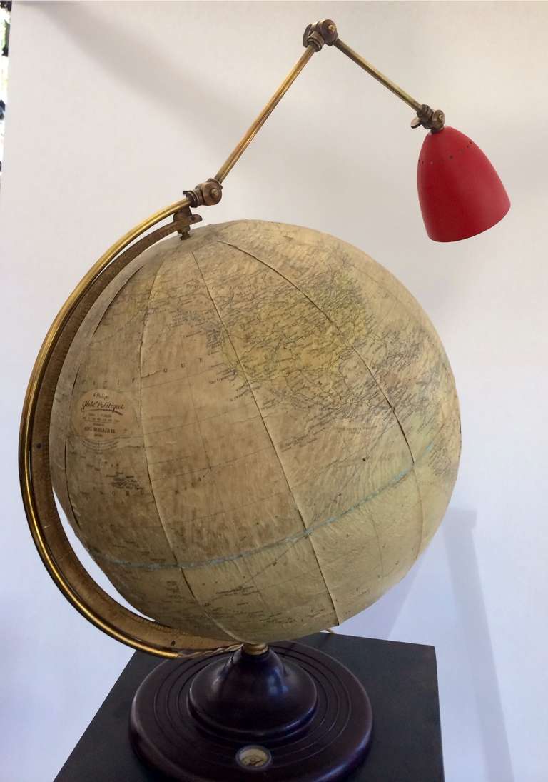 Mid-20th Century Italian Globe with Articulated Lamp