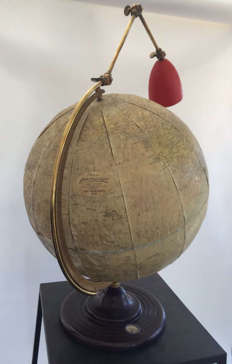 Italian Globe with Articulated Lamp 1