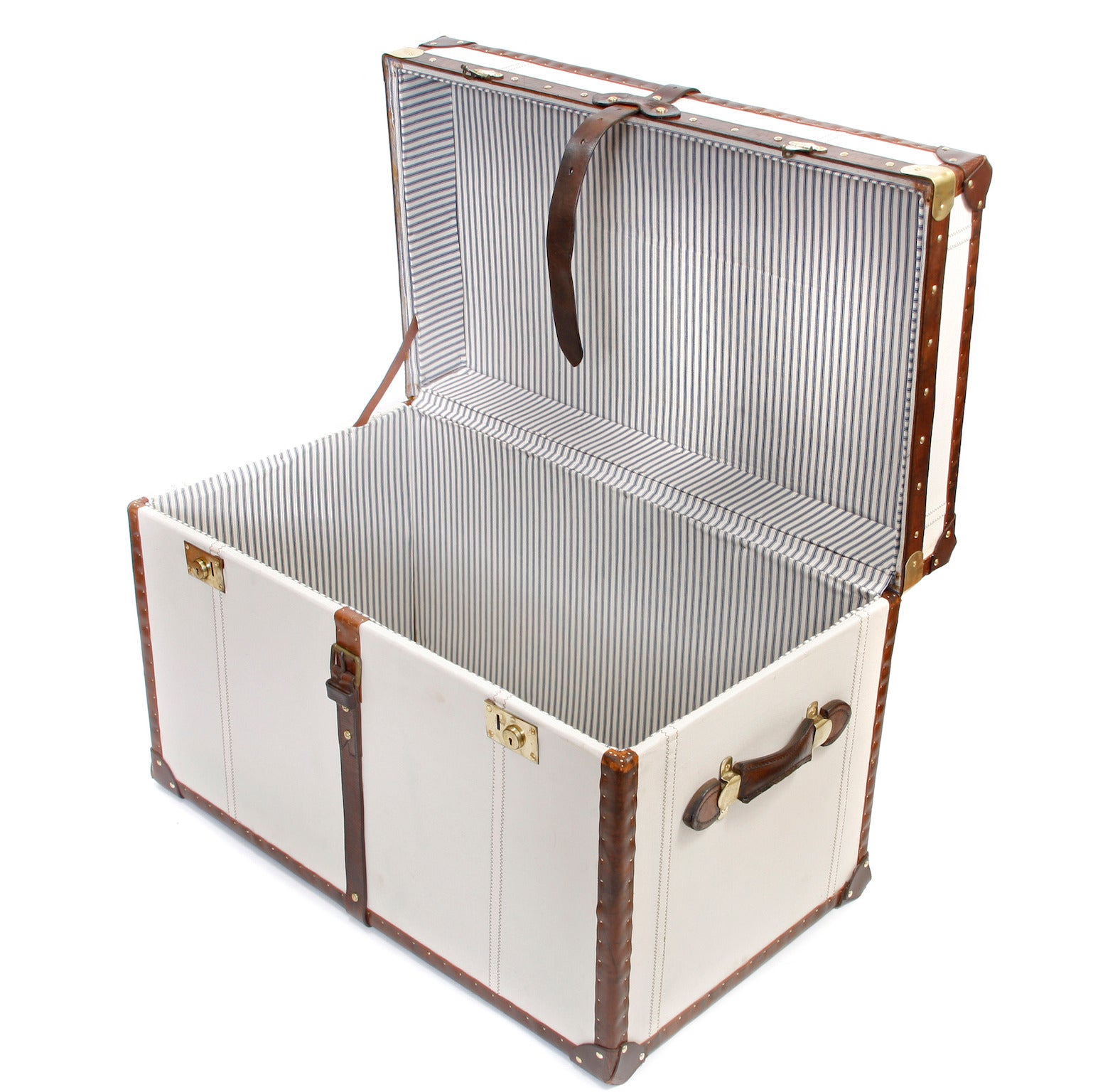 Sailcloth Steamer Trunk by Fox & Hardy For Sale