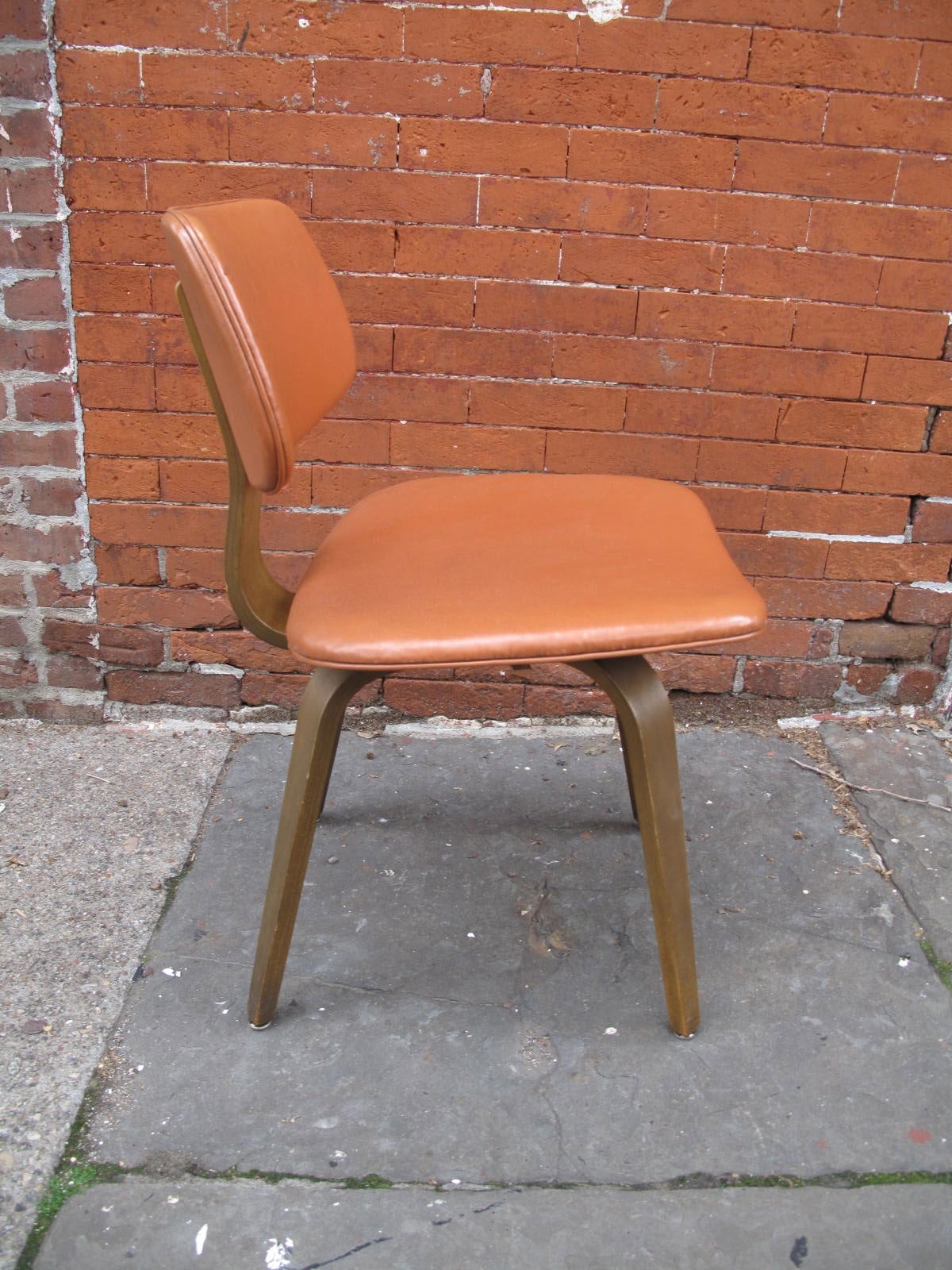 Set of Four Thonet Dining Chairs 1