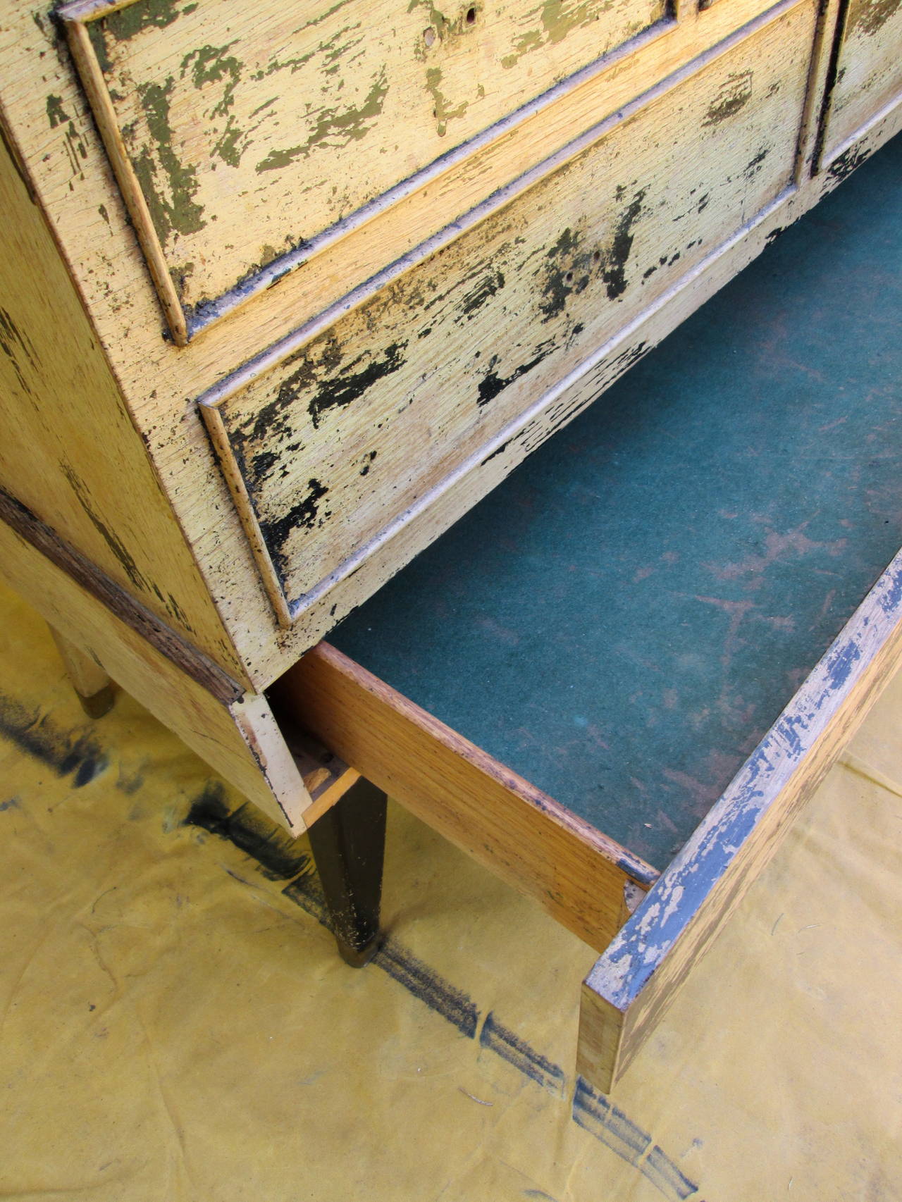 vintage lane cedar chest with bottom drawer