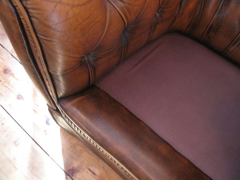 Highback Tufted Leather Chesterfield Loveseat with Pleated Detail 3