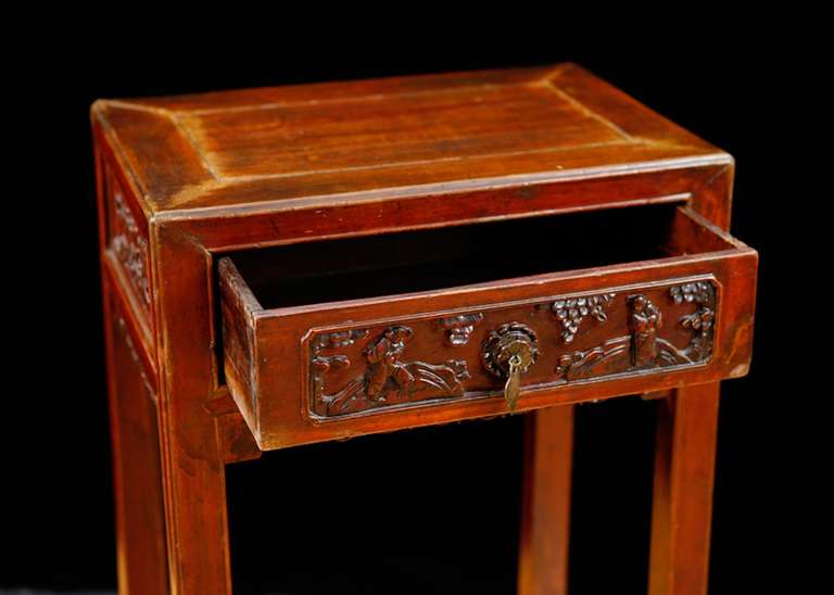 Qing Table in Elm with Original Cinnabar Lacquer, China, circa 1790 In Good Condition In Miami, FL