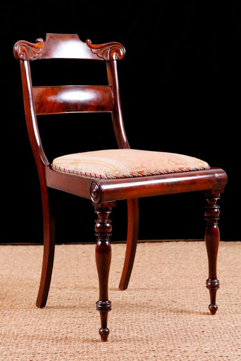 Karl Johan Set of Six Dining Chairs in Mahogany, Northern Europe, c. 1835 For Sale