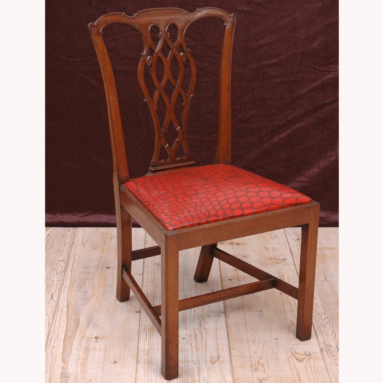 Set of Six 19th Century, George III Style Chairs in Mahogany with Leather Seats In Excellent Condition In Miami, FL