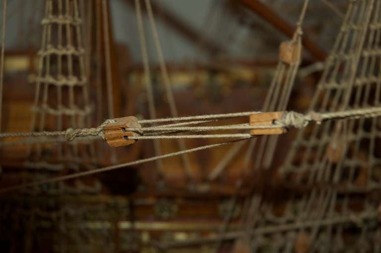 Schiffsmodell „Sovereign of the Seas“, ein Kriegsschiff der englischen Marine aus dem 17. Jahrhundert (20. Jahrhundert) im Angebot