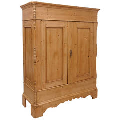 Antique North German Pine Armoire, circa 1830