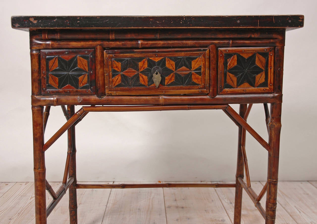 18th Century Bamboo Side Table In Excellent Condition In Miami, FL