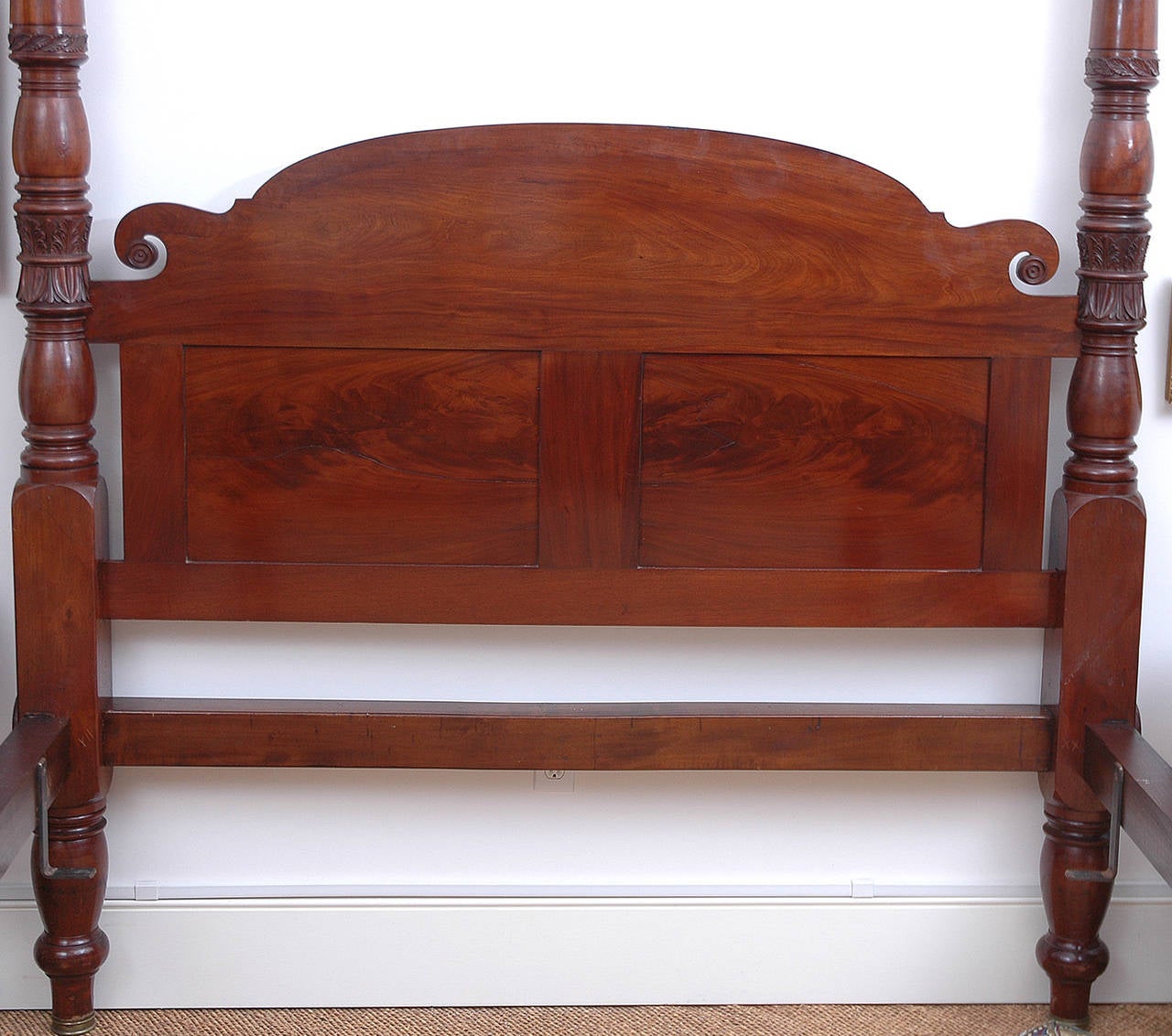 American Federal California King-Size, Four-Poster Bed, circa 1810 2