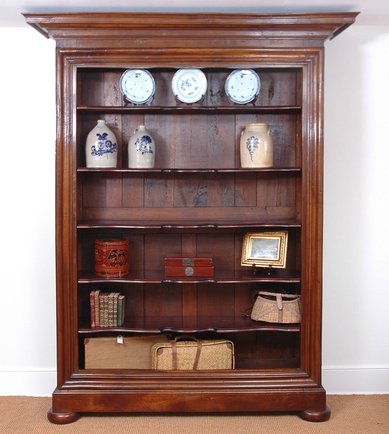 Large French Bookcase in Walnut In Excellent Condition In Miami, FL