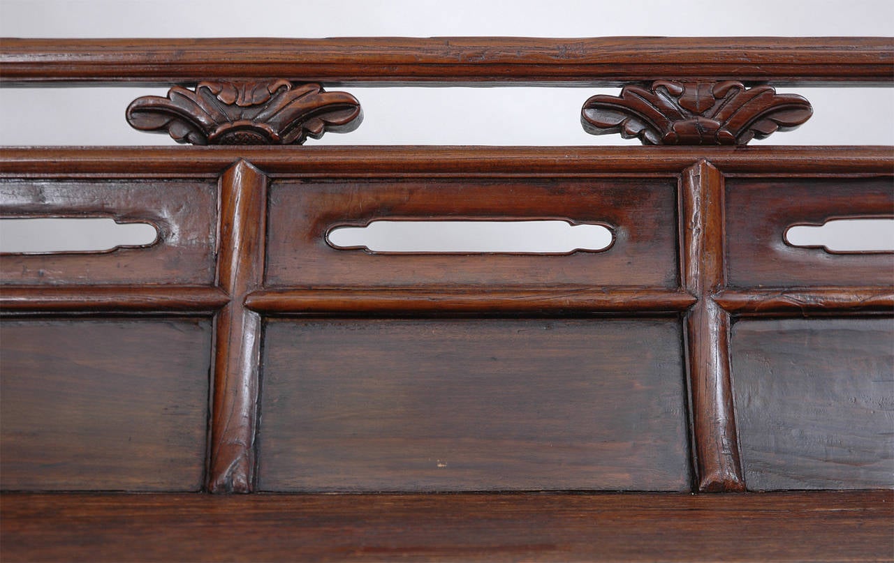Long Chinese Qing Bench in Elm, Shanxi, circa 1800 In Good Condition For Sale In Miami, FL