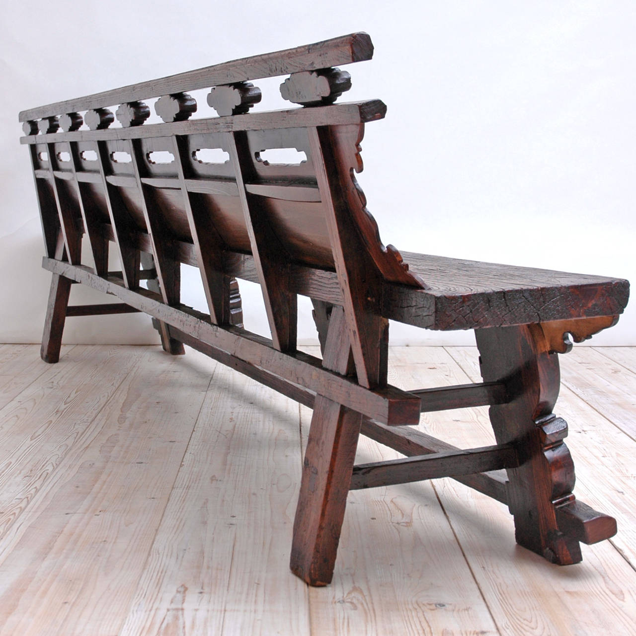 Long Chinese Qing Bench in Elm, Shanxi, circa 1800 For Sale 2