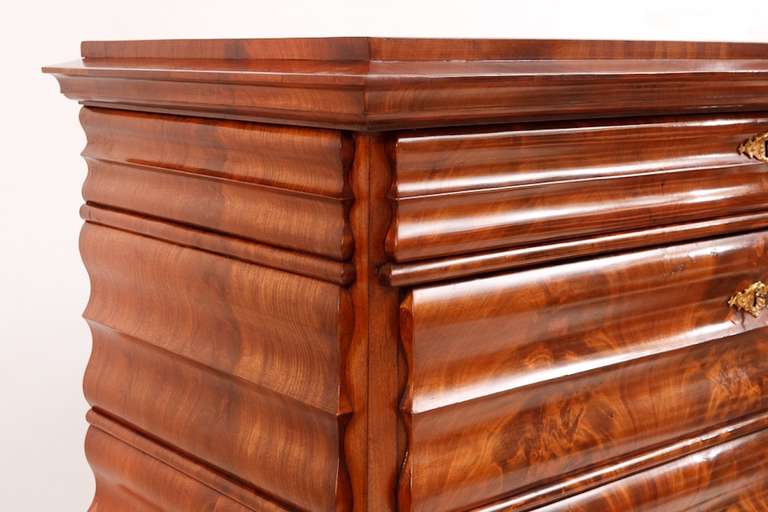 North German Fall-front Secretary in Flame Mahogany In Excellent Condition In Miami, FL