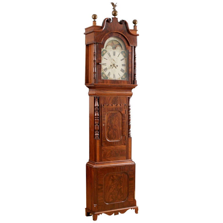 Reloj inglés de caja alta de George Slater en caoba, hacia 1830