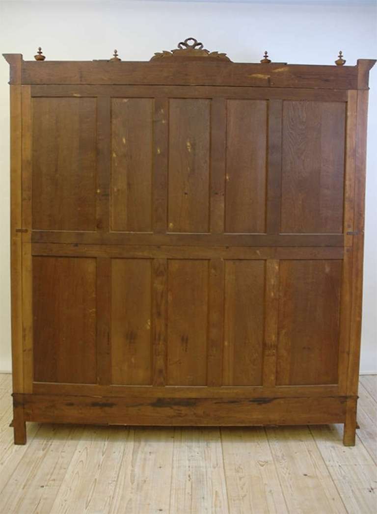 Belle Époque  French Walnut Armoire with Three Doors, c.1880 4